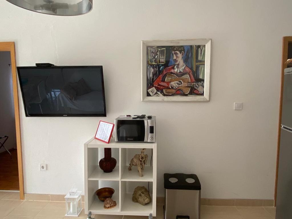 Apartment In Maslinica 70M From The Sea Экстерьер фото